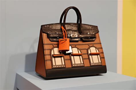 does hermes store authenticate bags